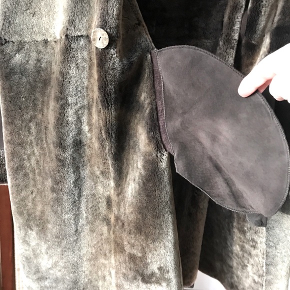 Women coat/100% Shearling/Nappa finish Size: M - Picture 7 of 11